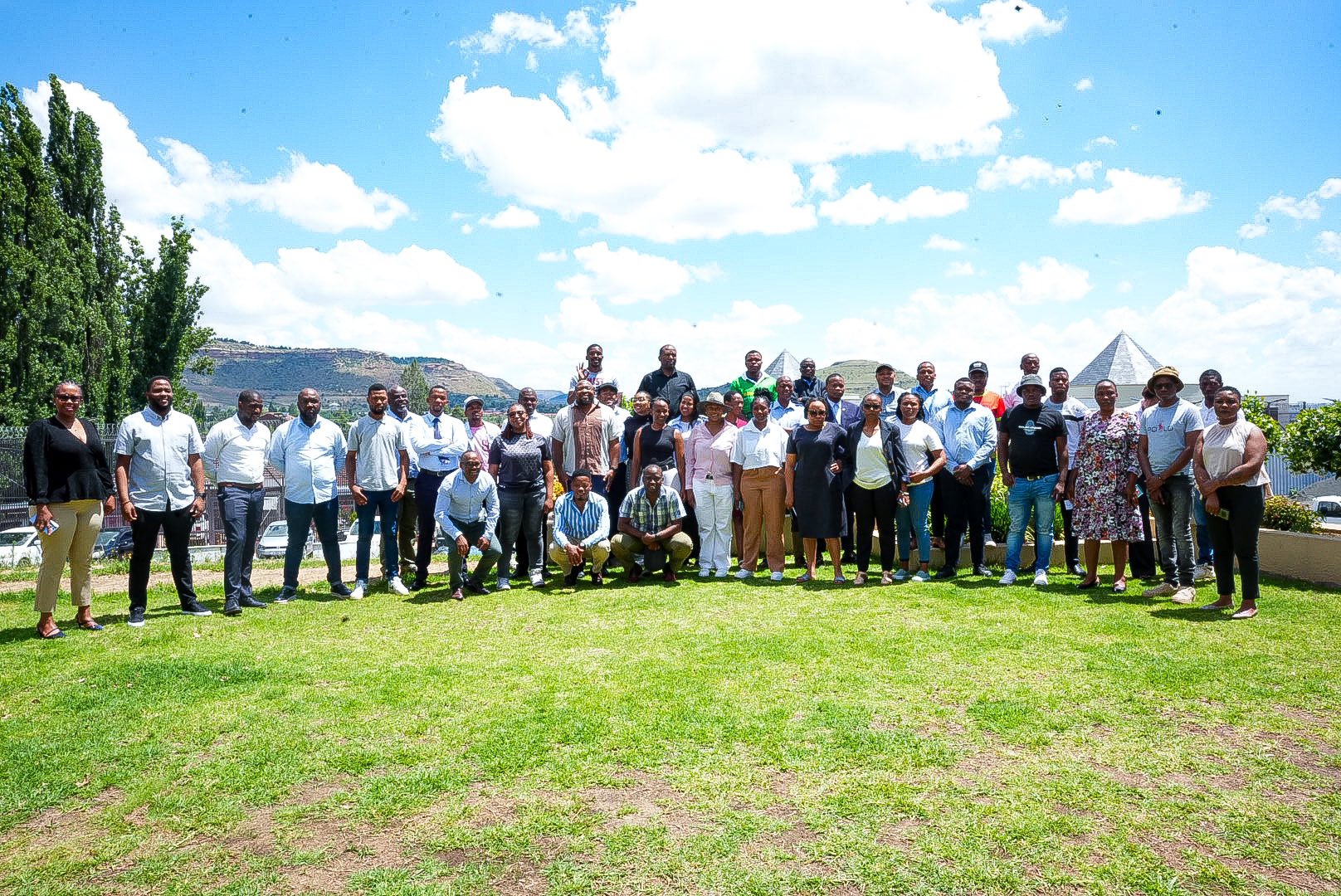 The DNS Resilience Training and Research Activity